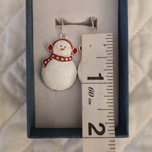BETSEY JOHNSON " FROSTY THE SNOWMAN" ENAMELED DANGLE EARRINGS NWOT - Picture 8 of 9